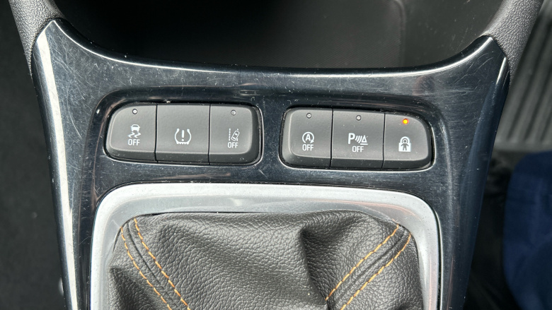 Vauxhall Crossland X 1.2 [83] Elite 5dr Petrol Hatchback